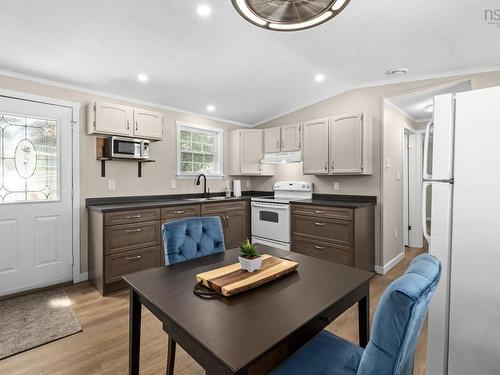 1 Wilbert Devoe Crescent, Timberlea, NS 