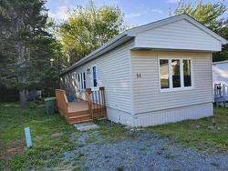 21 Commodore Avenue  Middle Sackville, NS B4A 3B2