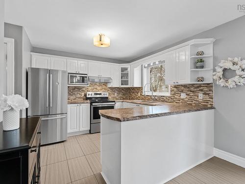 25 Aster Court, Halifax, NS - Indoor Photo Showing Kitchen With Upgraded Kitchen