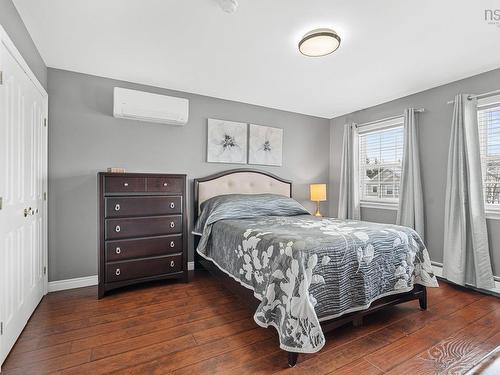 25 Aster Court, Halifax, NS - Indoor Photo Showing Bedroom