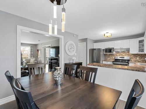 25 Aster Court, Halifax, NS - Indoor Photo Showing Dining Room