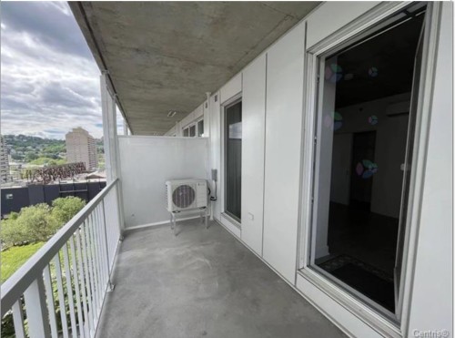 Balcony - 1110-2300 Rue Tupper, Montréal (Ville-Marie), QC - Outdoor With Exterior