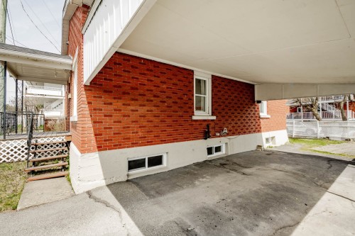 Stationnement - 276 Rue De L'Assomption, Sherbrooke (Fleurimont), QC - Outdoor With Exterior
