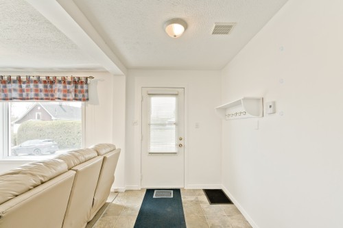 Hall d'entrée/Vestibule - 276 Rue De L'Assomption, Sherbrooke (Fleurimont), QC - Indoor Photo Showing Other Room