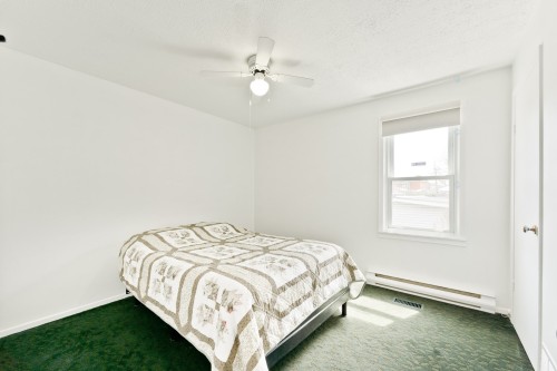 Chambre à coucher principale - 276 Rue De L'Assomption, Sherbrooke (Fleurimont), QC - Indoor Photo Showing Bedroom