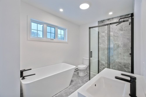 Salle de bains - 15B Ch. Crouch, Val-Des-Monts, QC - Indoor Photo Showing Bathroom