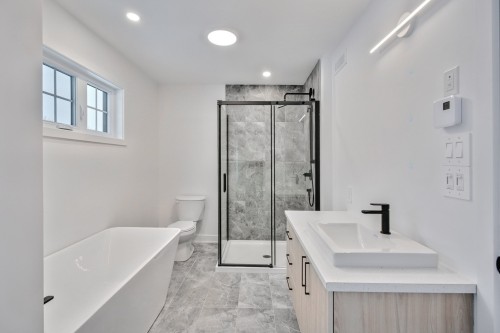 Salle de bains - 15B Ch. Crouch, Val-Des-Monts, QC - Indoor Photo Showing Bathroom