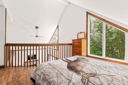 Chambre à coucher - 172 Ch. D'Arrow-Head, Stanstead - Canton, QC - Indoor Photo Showing Bedroom