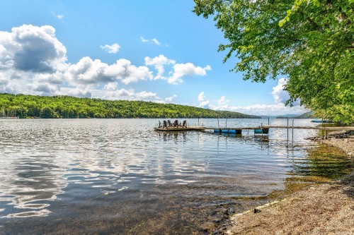 Expédition (porte/quai) - 172 Ch. D'Arrow-Head, Stanstead - Canton, QC - Outdoor With Body Of Water With View