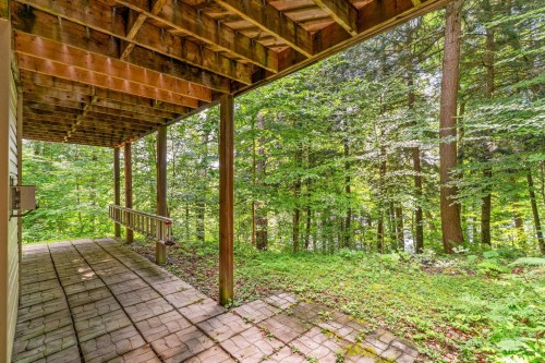 Extérieur - 172 Ch. D'Arrow-Head, Stanstead - Canton, QC - Outdoor With Deck Patio Veranda