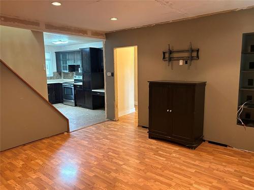 511 Laurier Avenue, Killarney, MB - Indoor Photo Showing Other Room
