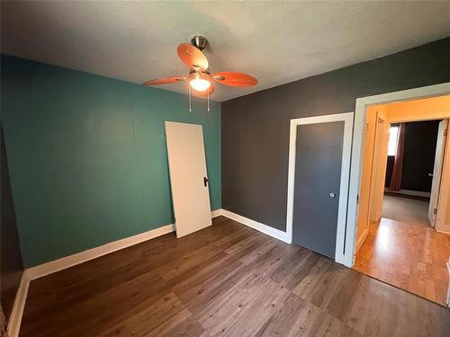 511 Laurier Avenue, Killarney, MB - Indoor Photo Showing Other Room