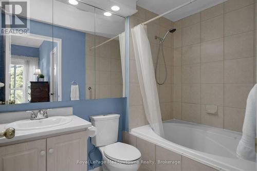 210 - 2075 Amherst Heights Drive, Burlington (Brant Hills), ON - Indoor Photo Showing Bathroom