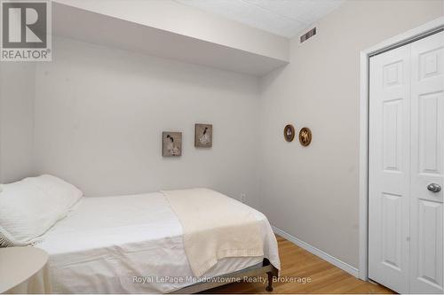 210 - 2075 Amherst Heights Drive, Burlington (Brant Hills), ON - Indoor Photo Showing Bedroom