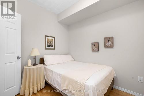 210 - 2075 Amherst Heights Drive, Burlington (Brant Hills), ON - Indoor Photo Showing Bedroom
