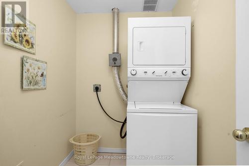 210 - 2075 Amherst Heights Drive, Burlington (Brant Hills), ON - Indoor Photo Showing Laundry Room