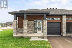 1057 MOORE STREET  Brockville, ON K6V 0H1