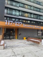 1407-117 Broadway Avenue  Toronto, ON M4P 1V3