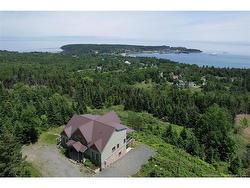 60 Ohio Pond RD Grand Manan, NB E5G 4B4