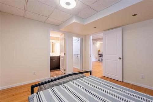 111 Helen Mayba Cr, Winnipeg, MB 