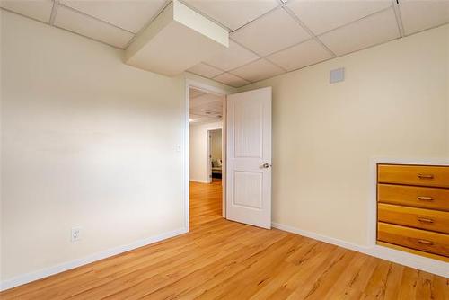 111 Helen Mayba Cr, Winnipeg, MB 