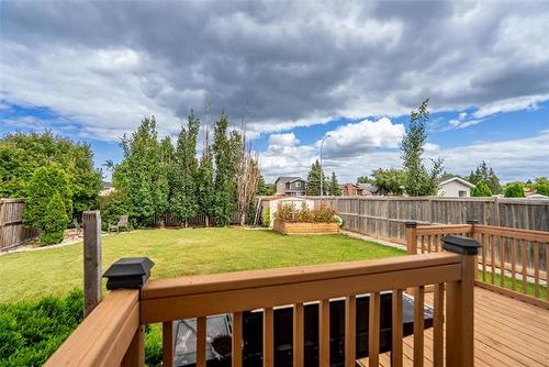 111 Helen Mayba Cr, Winnipeg, MB 