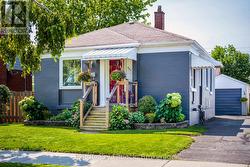 521 MCKELLAR STREET Peterborough (Otonabee Ward 1), ON K9J 1R1