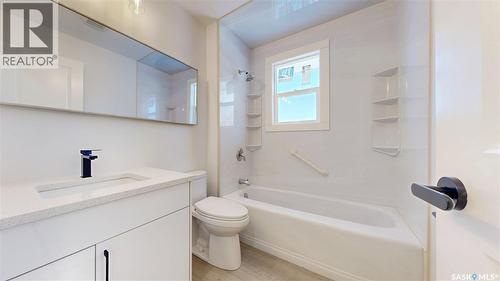 3022 Lacon Street, Regina, SK - Indoor Photo Showing Bathroom