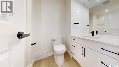 3022 Lacon Street, Regina, SK - Indoor Photo Showing Bathroom