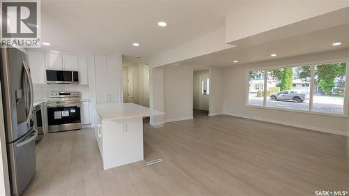 3022 Lacon Street, Regina, SK - Indoor Photo Showing Kitchen