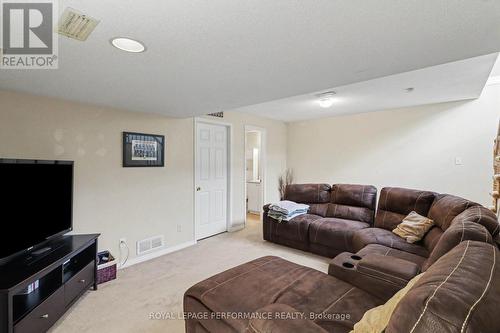 757 Nesting Way, Ottawa, ON - Indoor Photo Showing Living Room