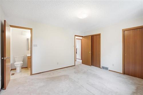 74 Budden Dr, Winnipeg, MB - Indoor Photo Showing Other Room