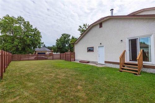 74 Budden Dr, Winnipeg, MB - Outdoor