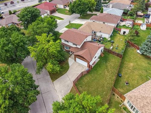 74 Budden Dr, Winnipeg, MB - Outdoor