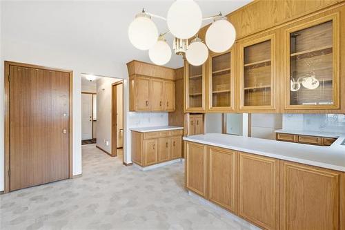 74 Budden Dr, Winnipeg, MB - Indoor