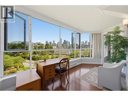 304 1490 PENNYFARTHING DRIVE  Vancouver, BC V6J 4Z3