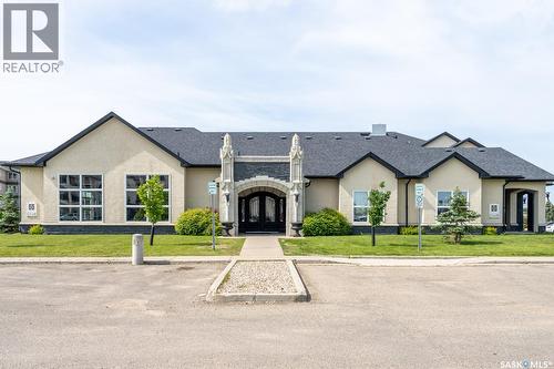 102 1610 Dakota Drive, Regina, SK - Outdoor With Facade