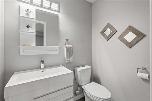 31 Werrell Cr, Winnipeg, MB - Indoor Photo Showing Bathroom