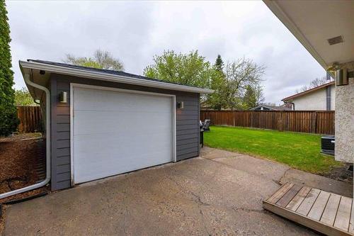 31 Werrell Cr, Winnipeg, MB - Outdoor With Exterior