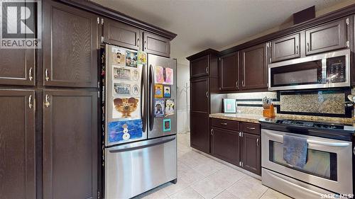 3107 Andreychuk Place E, Regina, SK - Indoor Photo Showing Kitchen With Stainless Steel Kitchen