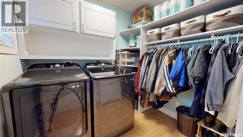 3107 Andreychuk Place E, Regina, SK - Indoor With Storage