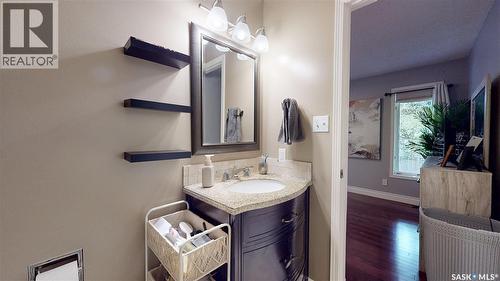 3107 Andreychuk Place E, Regina, SK - Indoor Photo Showing Bathroom