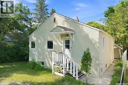 2204 LORNE AVENUE  Saskatoon, SK S7J 0R9
