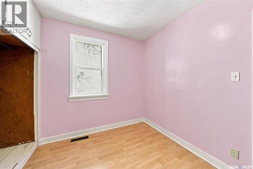 2204 Lorne Avenue, Saskatoon, SK - Indoor Photo Showing Other Room