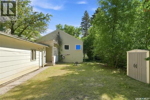2204 Lorne Avenue, Saskatoon, SK - Outdoor