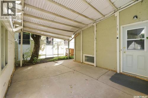 2204 Lorne Avenue, Saskatoon, SK - Outdoor With Exterior