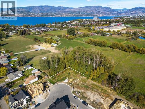 900 Bull Crescent, Kelowna, BC 