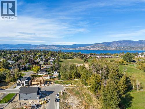 900 Bull Crescent, Kelowna, BC 