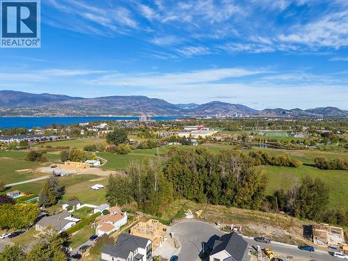 900 Bull Crescent, Kelowna, BC 
