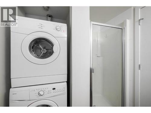 1550 Dickson Avenue Unit# 405 Lot# 71, Kelowna, BC - Indoor Photo Showing Laundry Room